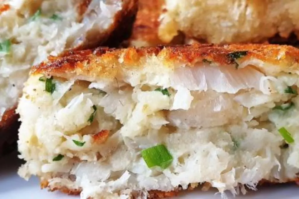 Easy homemade fish cakes with rice