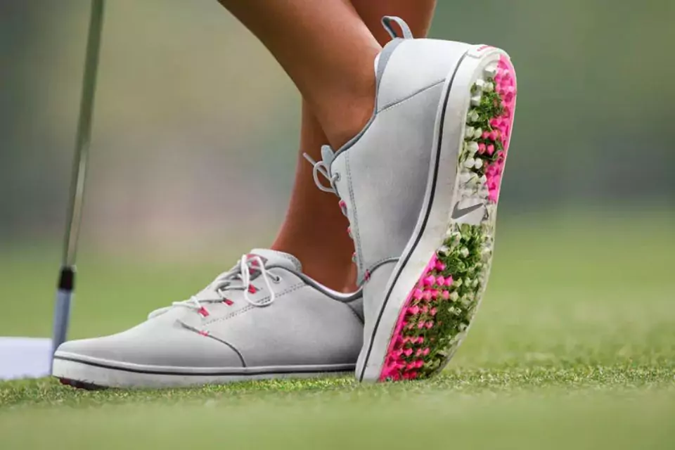 Golf shoes for women