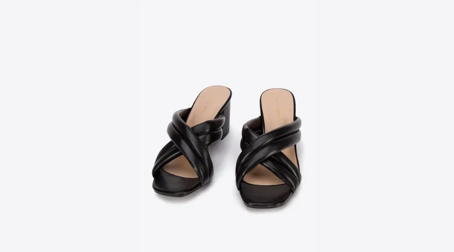 Women's Quilted Flip-Flops with Cross Straps | Frontceleb
