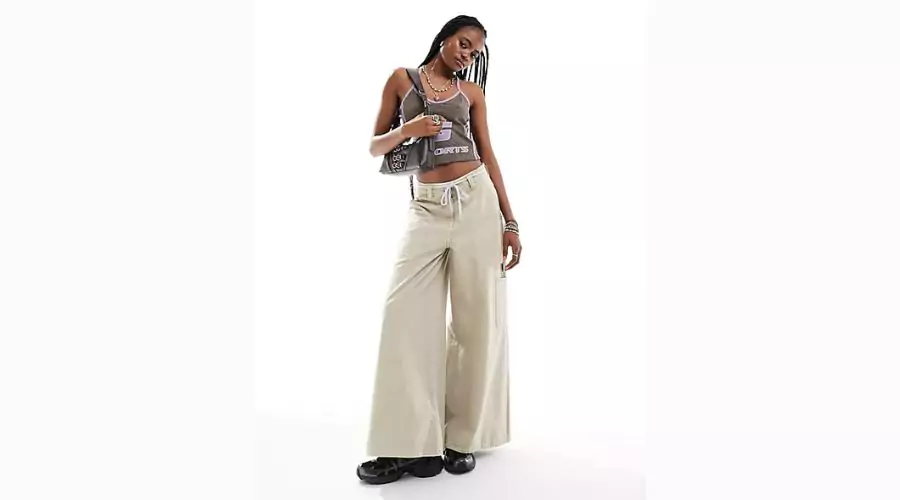 Collusion Skater Wide Leg Jeans in Stone Shade