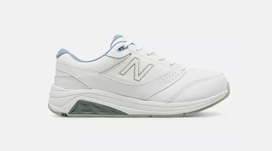 928v3
