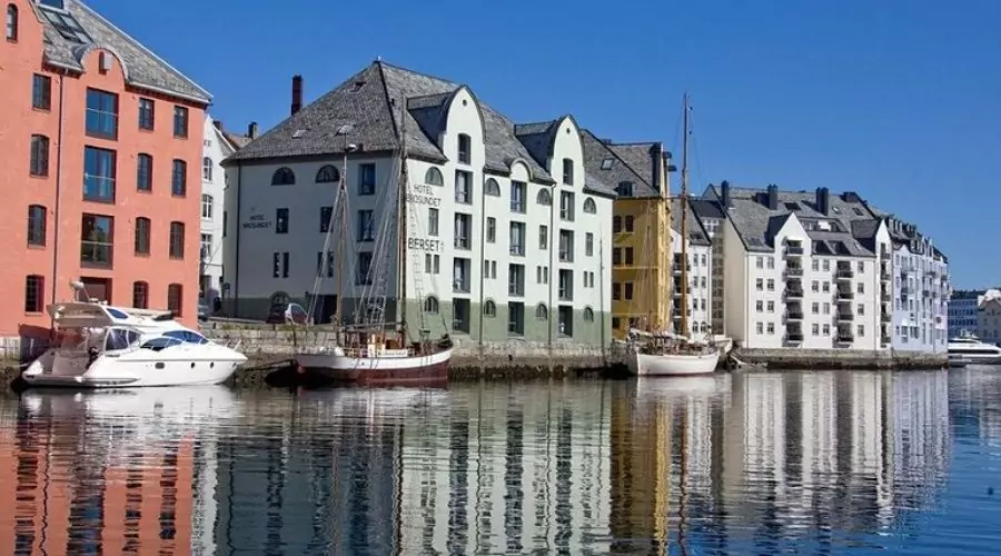 What to Expect: Hotels in Ålesund, Norway