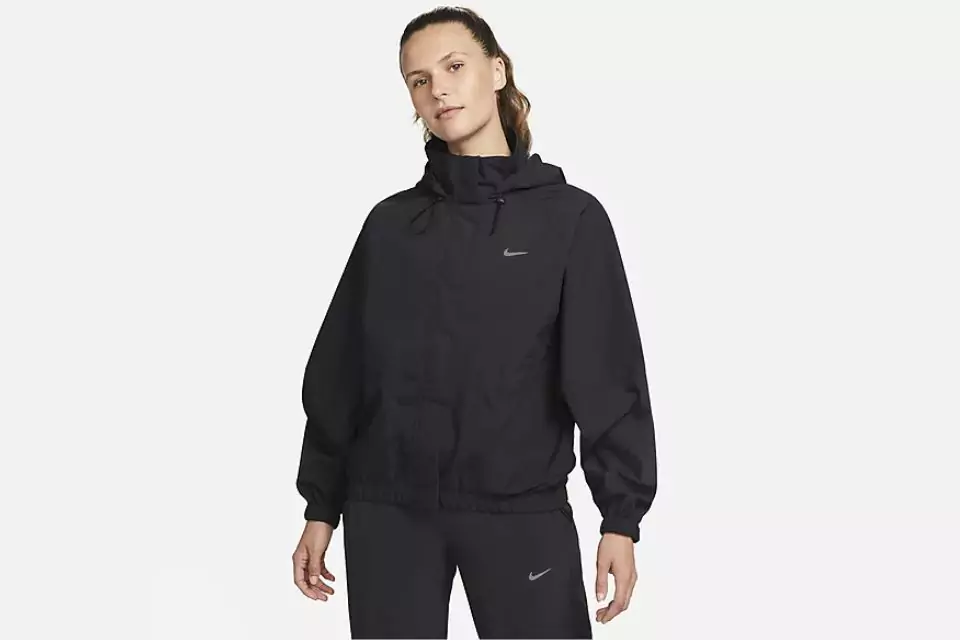 Windbreaker jackets for women