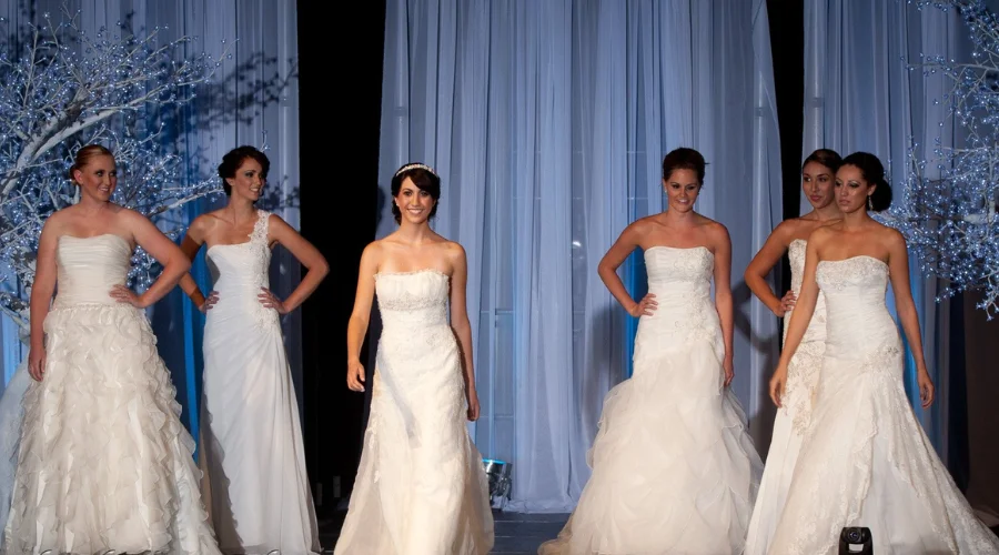 What to Expect at a Bridal & Wedding Expo