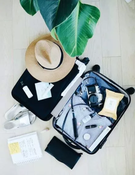 Summer holiday capsule wardrobe | Frontceleb