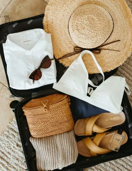 Summer holiday capsule wardrobe | Frontceleb