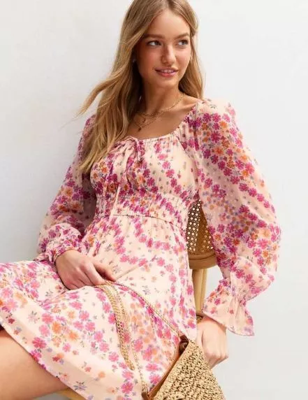 Milkmaid dress trend | Frontceleb