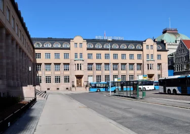 Scandic Grand Central HelsinkiVilhonkatu 13,_converted