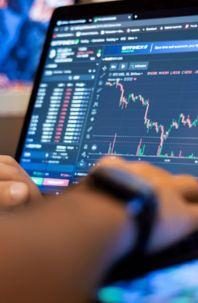 Stock Market Trading & Investing 8-in-1 Comprehensive Bundle