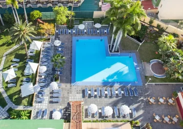 swimming-pool