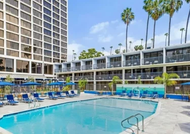 Hotels near Universal Studios Hollywood | Frontceleb