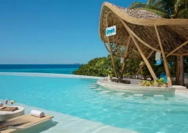 Adults-only resorts Mexico | Frontceleb