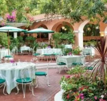 Luxury staycations US | Frontceleb